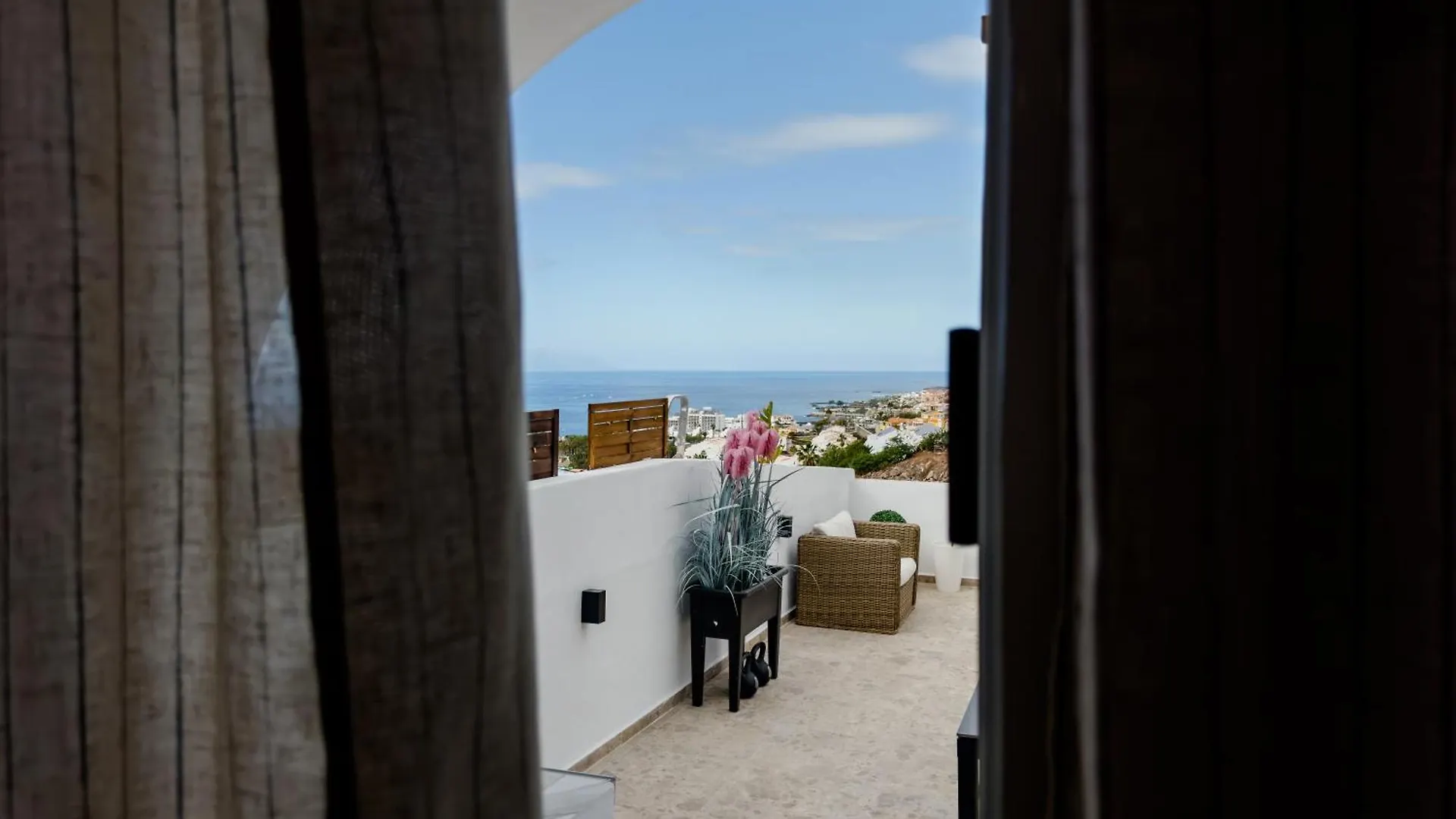 Luxury Ocean View Apartment Costa Adeje  Costa Adeje (Tenerife)